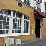 Pax Hotel Paris 18E