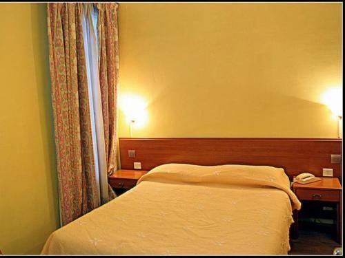 Pax 18e Hotel